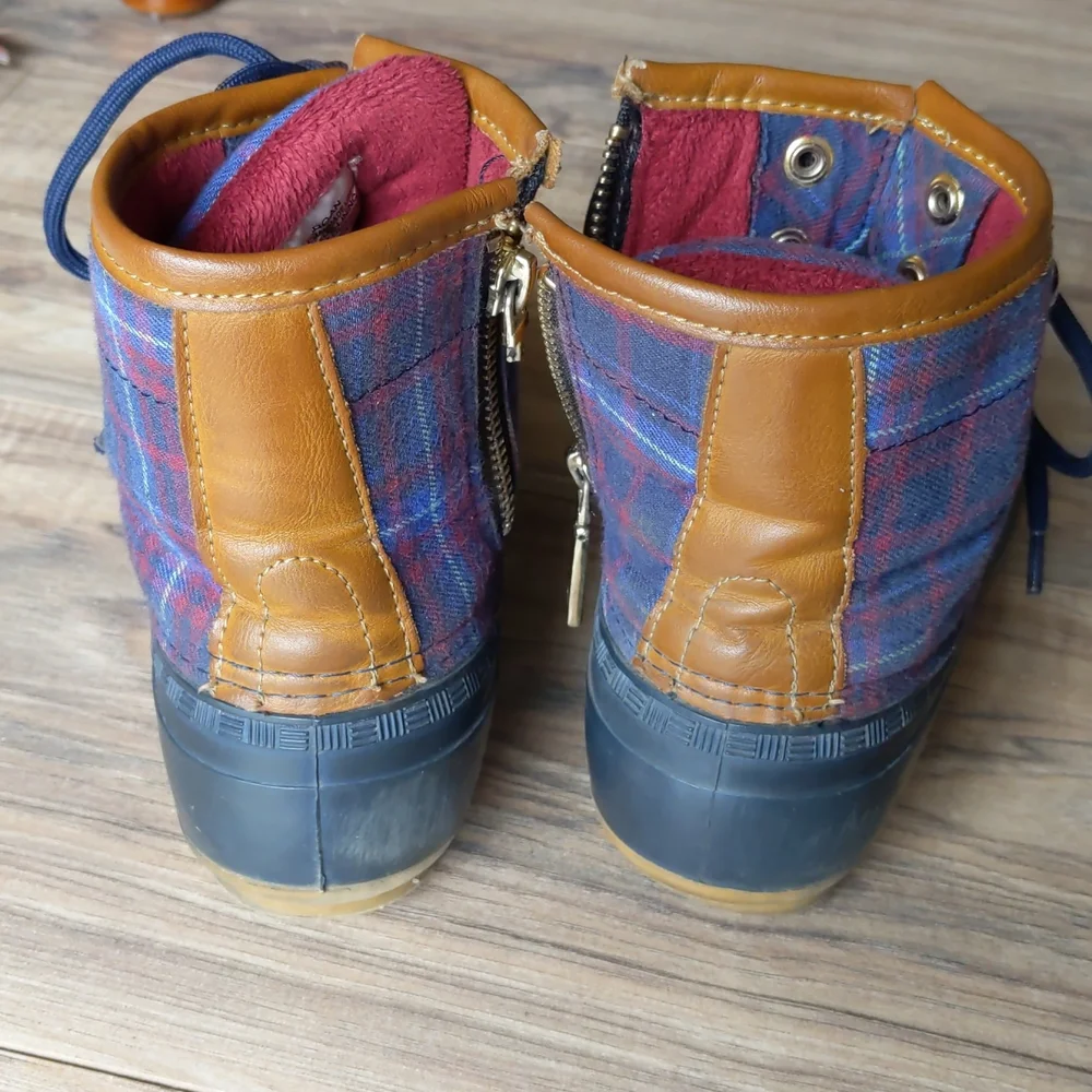 Tommy Hilfiger duck boots - Picture 5 of 11